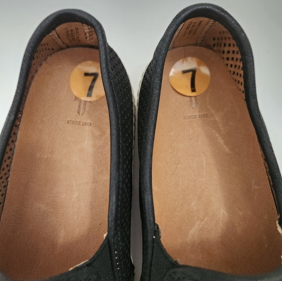 Frye perforated black white leather slip on sneaker - Picture 8 of 13